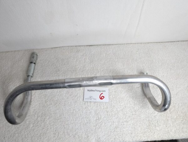 NOS Aluminum Ergo Handlebars | 44cm | 25.8mm Clamp | 133 drop | 115 reach - Image 3