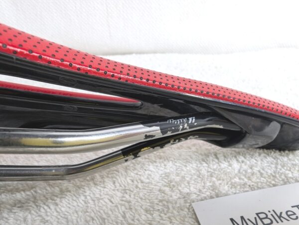 Specialized Toupe Pro | Hollow Ti Rails | Carbon | 143mm Width | Red Perforated - Image 7