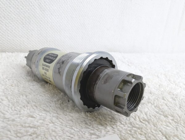 Shimano Ultegra BB-6500 Bottom Bracket | Octalink V1 | English 1.37x24 | 118.5 - 68mm Shell - Image 2