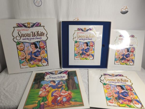 SNOW WHITE AND THE SEVEN DWARFS (1937) LaserDisc - Deluxe CAV Masterpiece Edition - M/NM