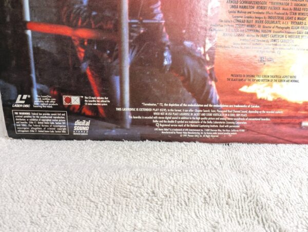 TERMINATOR 2: JUDGMENT DAY (1991) Arnold Schwarzenegger LaserDisc - Widescreen Edition - NM/G - Image 9