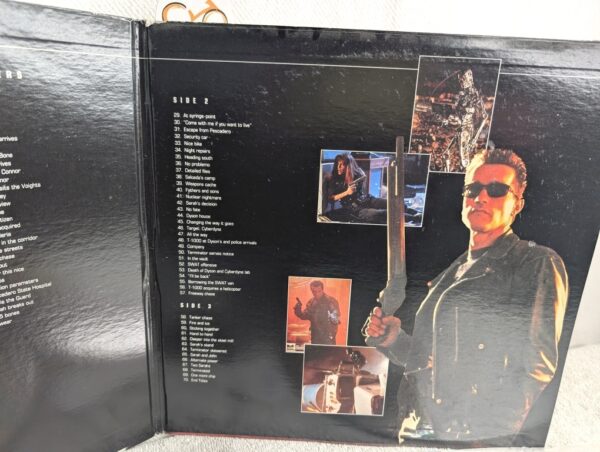 TERMINATOR 2: JUDGMENT DAY (1991) Arnold Schwarzenegger LaserDisc - Widescreen Edition - NM/G - Image 3