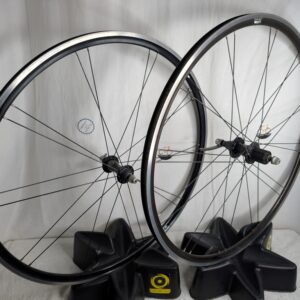 Bontrager Road Wheelset | Shimano 8-10 | 700c | 20/24 Spoke | Black, VG+