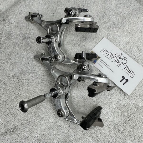 Shimano Dura-Ace BR-7700 Brake Calipers | Dual Pivot | NM Pads | Silver - Image 3