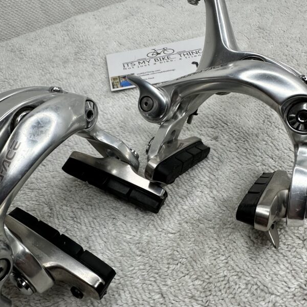 Shimano Dura-Ace BR-7700 Brake Calipers | Dual Pivot | NM Pads | Silver - Image 2