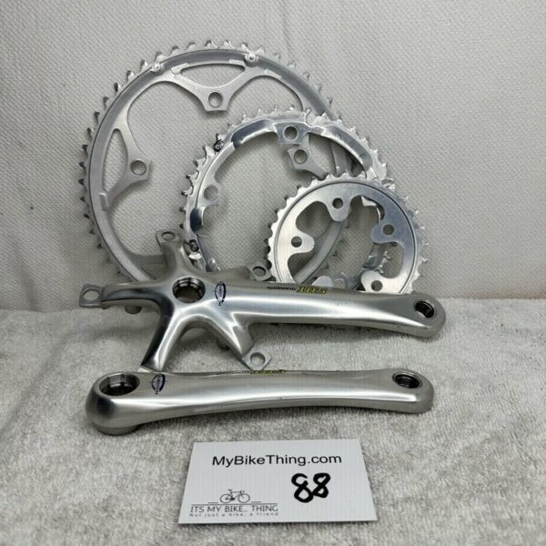 Shimano 105 FC-5501 Crankset | Triple 52/42/30T |10 Speed | Octalink V1 | Near Mint