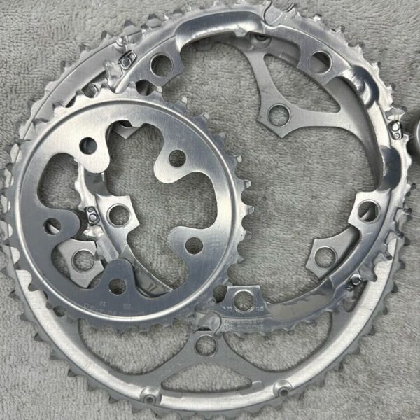 Shimano 105 FC-5501 Crankset | Triple 52/42/30T |10 Speed | Octalink V1 | Near Mint - Image 5