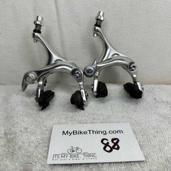 Shimano 105 BR-5500 Dual-Pivot Brake Calipers | NM Pads | Silver