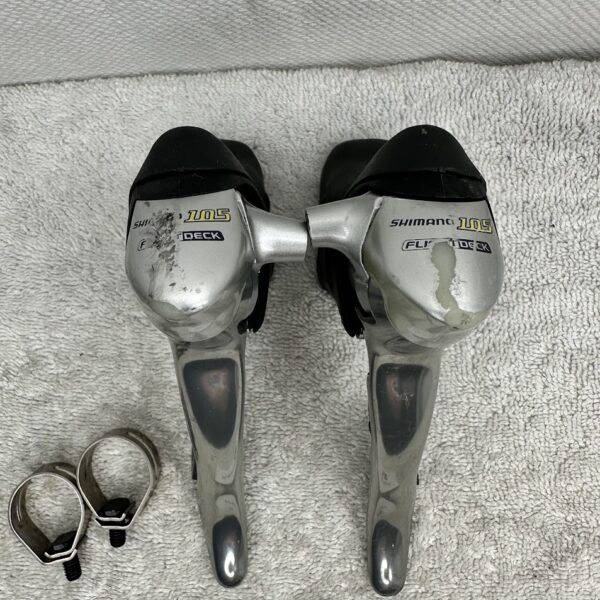 Shimano 105 ST-5500 Shifters | 9 Speed | Double | Silver/Black - Image 2