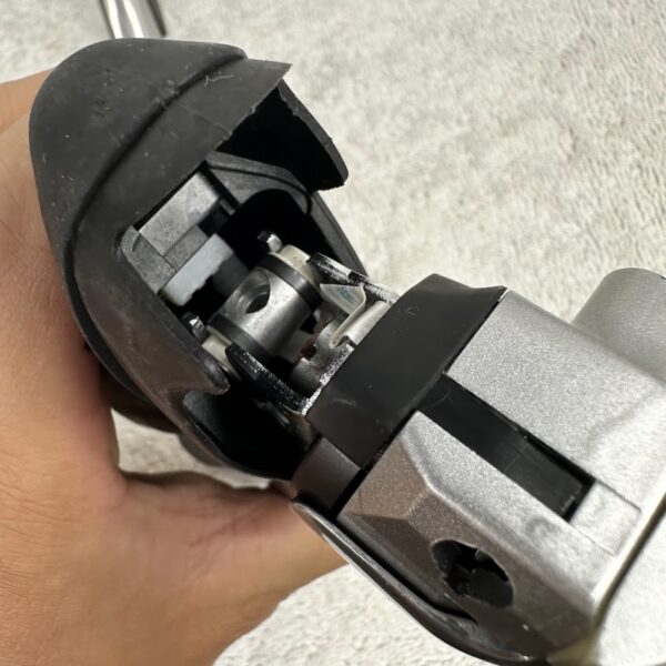 Shimano 105 ST-5500 Shifters | 9 Speed | Double | Silver/Black - Image 4
