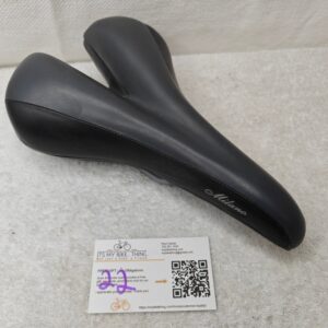 Specialized Body Geometry Milano Saddle | Wide Comfort Gel | Steel Rails Black